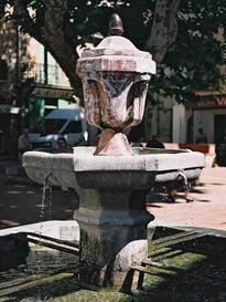 Fountain on the former Place Royale, now Place Gabriel Pri